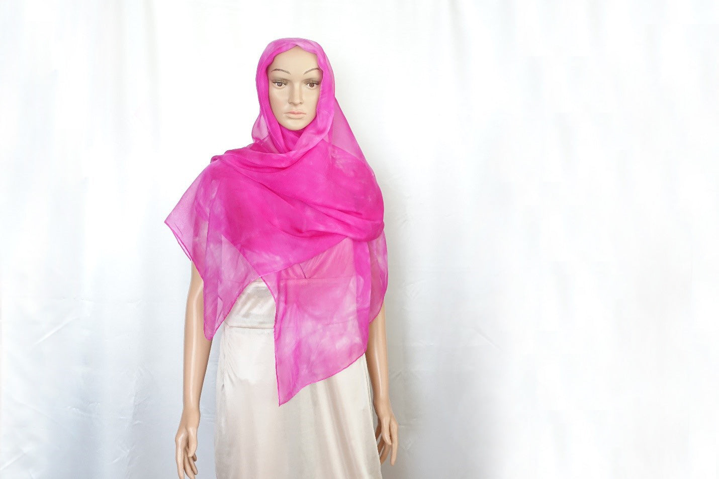 Hijab Silk Chiffon Hand Designed Pink HB30